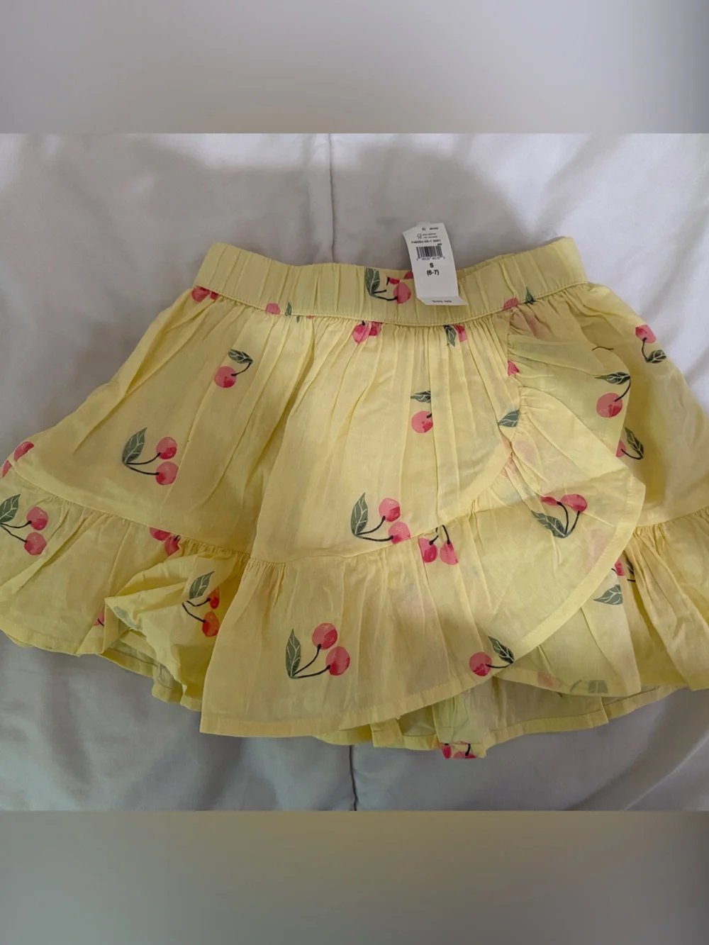 Brand new Yellow Cherry Print Tiered Skort S (6-7)